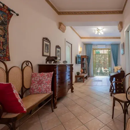 Con Patio+parking Апартаменты Таормина