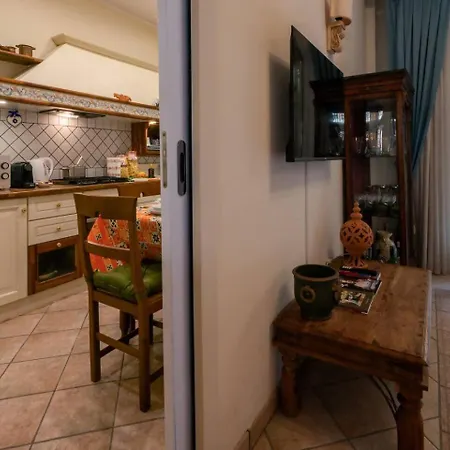 Con Patio+parking Lägenhet Taormina